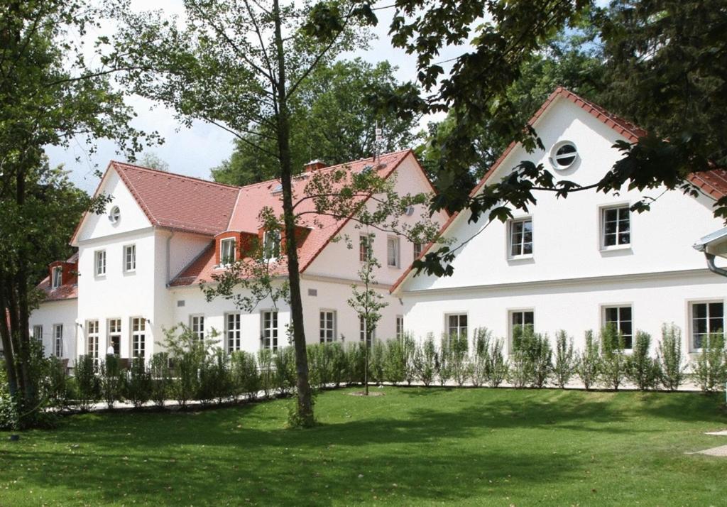 Cafe Wildau Hotel & Restaurant Am Werbellinsee Schorfheide Dış mekan fotoğraf