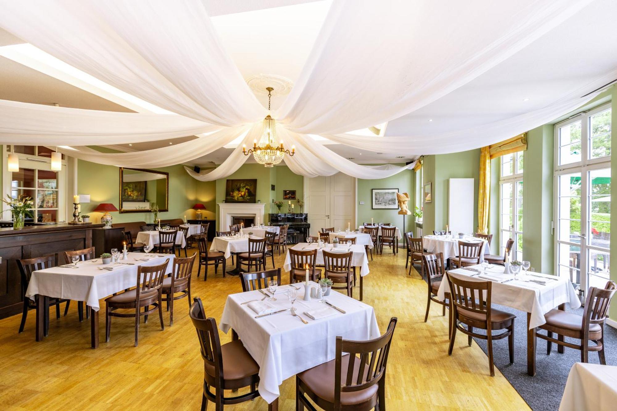 Cafe Wildau Hotel & Restaurant Am Werbellinsee Schorfheide Dış mekan fotoğraf